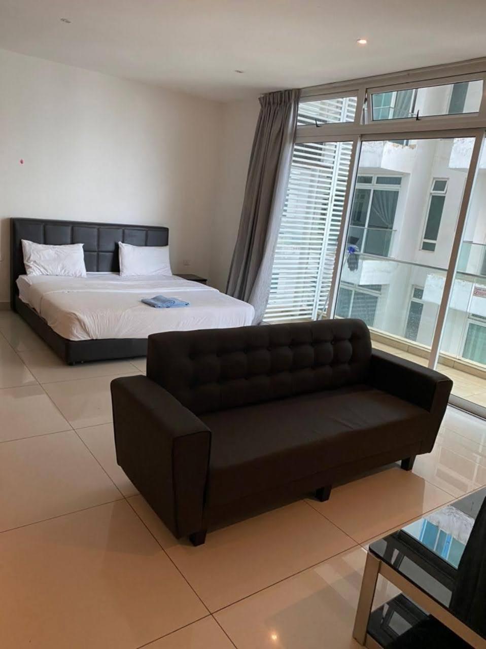 Jb City D'Esplanade Shopping Mall Apartment Johor Bahru Zewnętrze zdjęcie