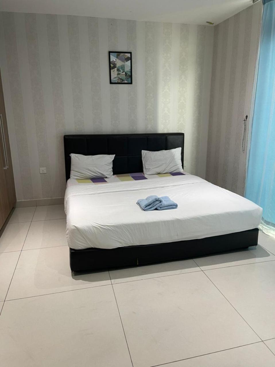 Jb City D'Esplanade Shopping Mall Apartment Johor Bahru Zewnętrze zdjęcie