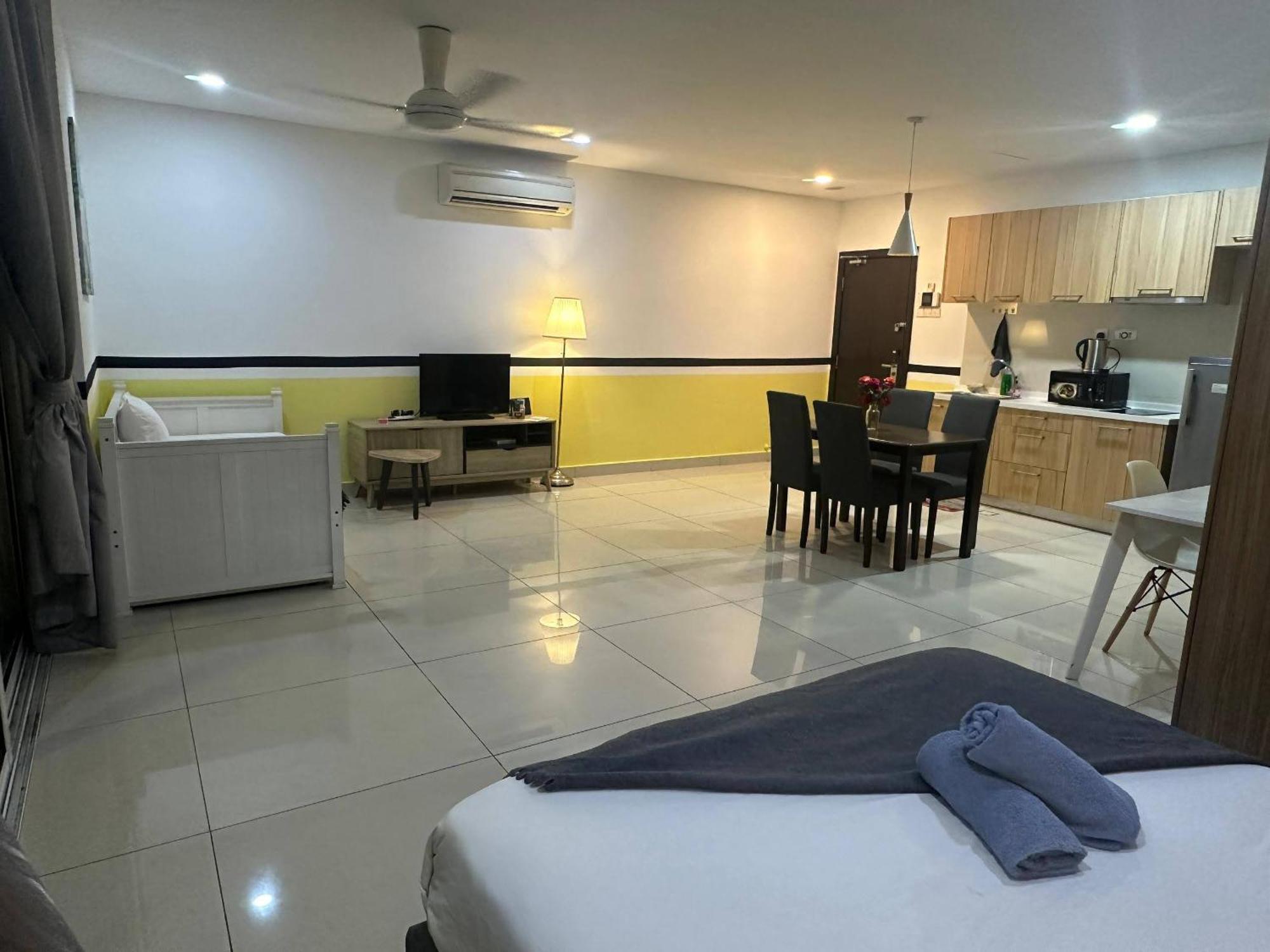 Jb City D'Esplanade Shopping Mall Apartment Johor Bahru Zewnętrze zdjęcie